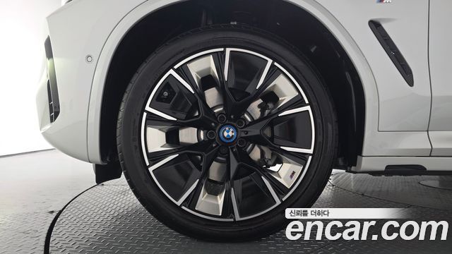 BMW iX3 2023 — photo 5