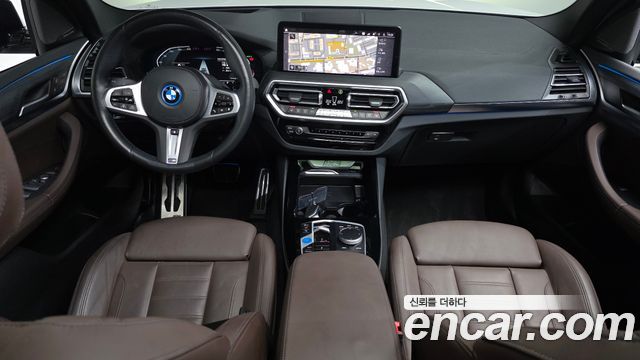 BMW iX3 2023 — photo 10