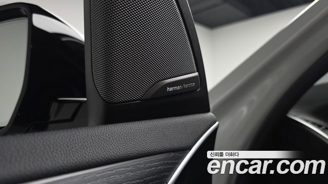 BMW iX3 2023 — photo 24