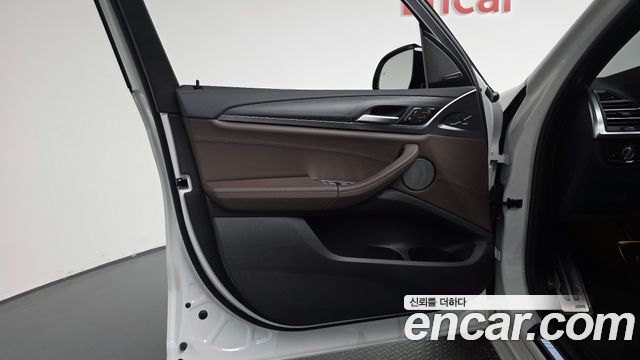 BMW iX3 2023 — photo 14
