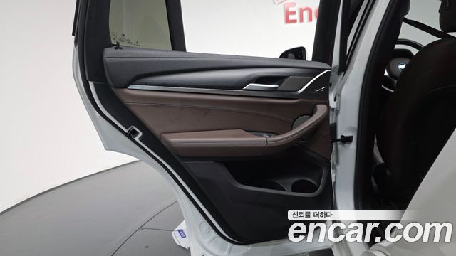 BMW iX3 2023 — photo 15