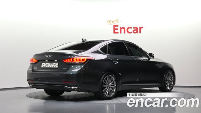 Genesis G80 2019 — photo 2