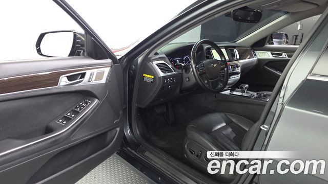 Genesis G80 2019 — photo 10