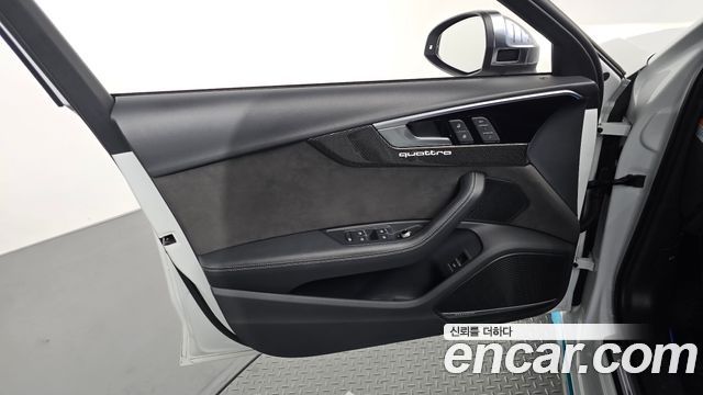 Audi S4 2021 — photo 14