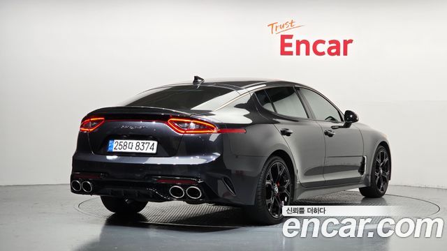 Kia Stinger 2019 — photo 2