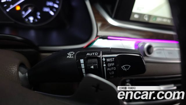Kia K9 2019 — photo 25