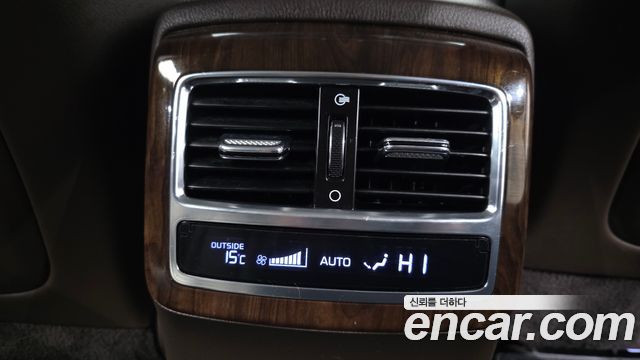 Kia K9 2019 — photo 31