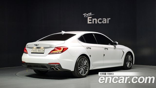 Genesis G70 2018 — photo 2