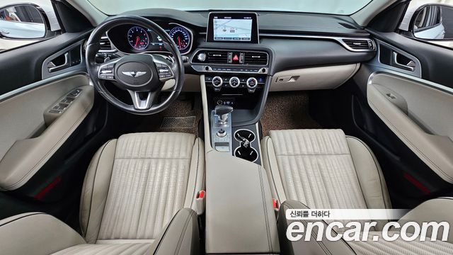 Genesis G70 2018 — photo 10