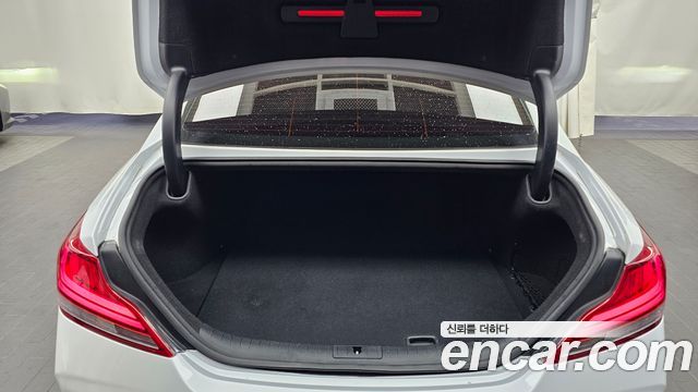 Genesis G70 2018 — photo 21