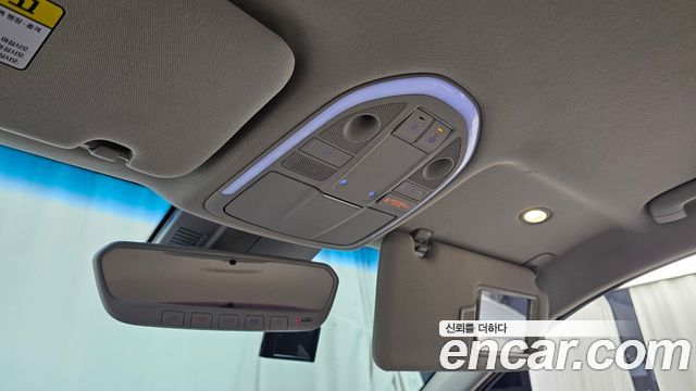 Genesis G70 2018 — photo 24
