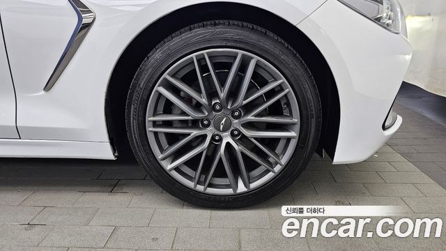 Genesis G70 2018 — photo 7