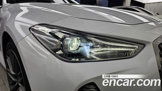 Genesis G70 2018 — photo 8