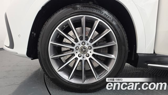 Mercedes-Benz GLE-Class 2024 — photo 5
