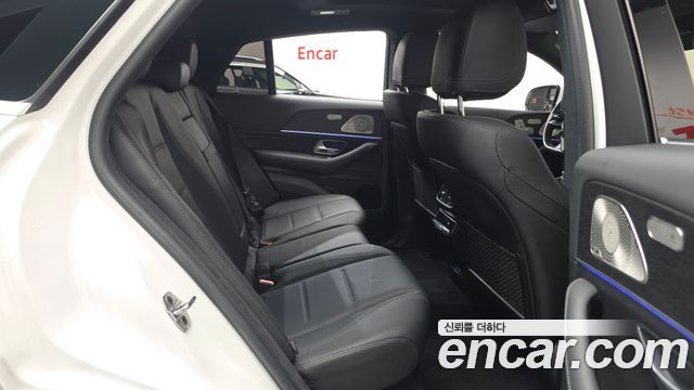 Mercedes-Benz GLE-Class 2024 — photo 17