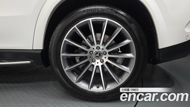 Mercedes-Benz GLE-Class 2024 — photo 7