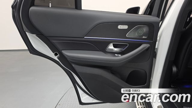 Mercedes-Benz GLE-Class 2024 — photo 15