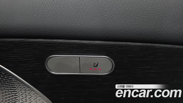 Mercedes-Benz GLE-Class 2024 — photo 36