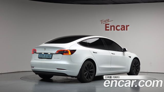 Tesla Model 3 2022 — photo 2