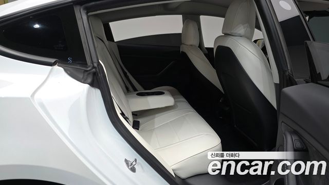 Tesla Model 3 2022 — photo 17