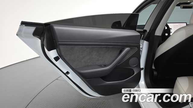 Tesla Model 3 2022 — photo 15