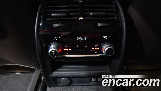 BMW Gran Turismo 2022 — photo 22