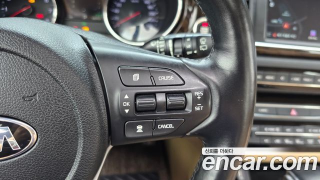 Kia Canival 2019 — photo 22