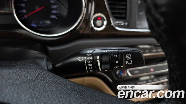 Kia Canival 2019 — photo 26