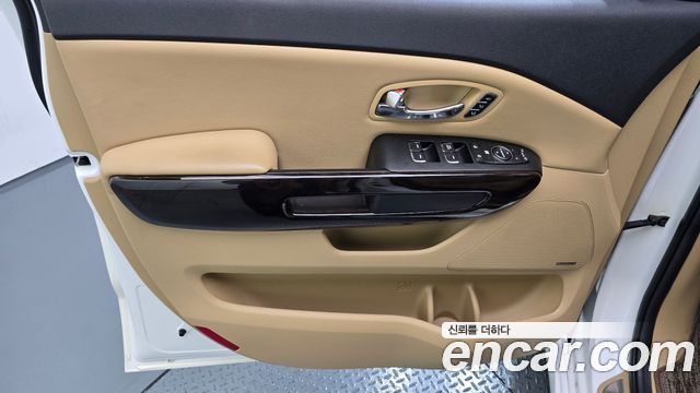 Kia Canival 2019 — photo 14