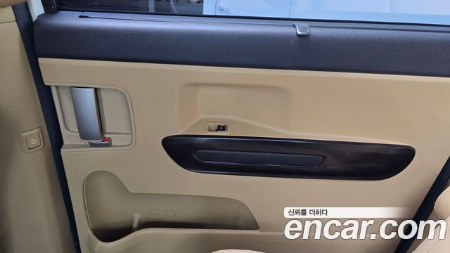 Kia Canival 2019 — photo 15