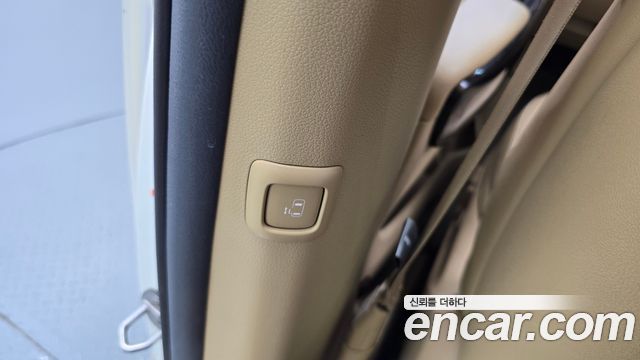 Kia Canival 2019 — photo 29