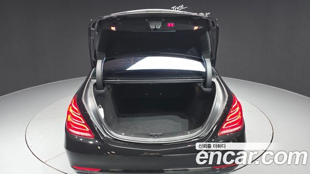 Mercedes-Benz S-Class 2016 — photo 20