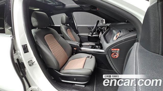 Mercedes-Benz EQA 2024 — photo 16