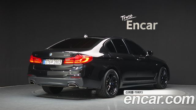 BMW 5-Series 2017 — photo 2