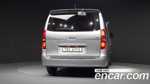 Hyundai Starex 2019 — photo 4