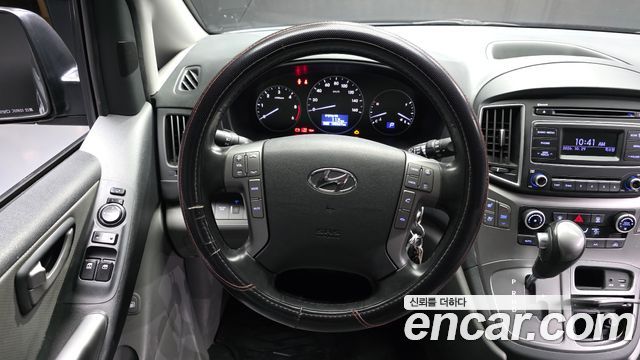 Hyundai Starex 2019 — photo 19