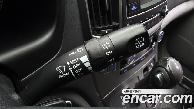 Hyundai Starex 2019 — photo 29