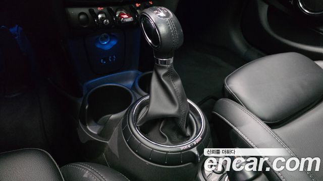 Mini Cooper 2016 — photo 12