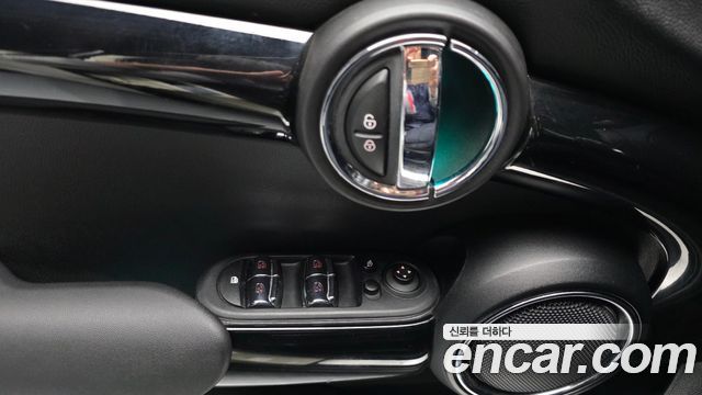 Mini Cooper 2016 — photo 27