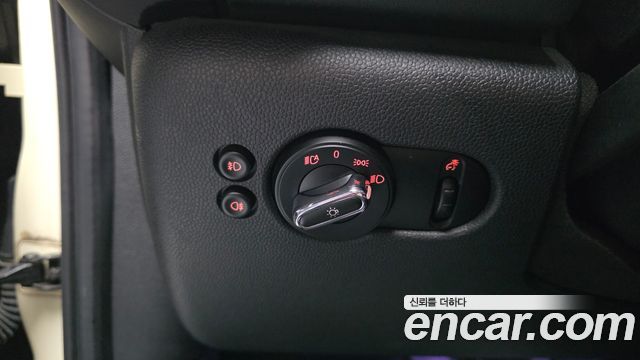 Mini Cooper 2016 — photo 28