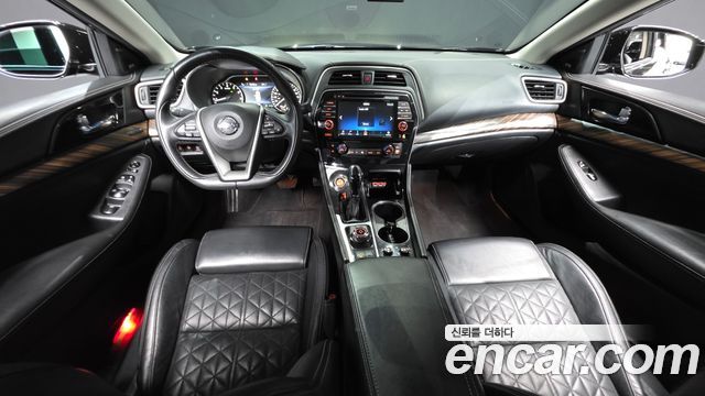 Nissan Maxima 2018 — photo 10