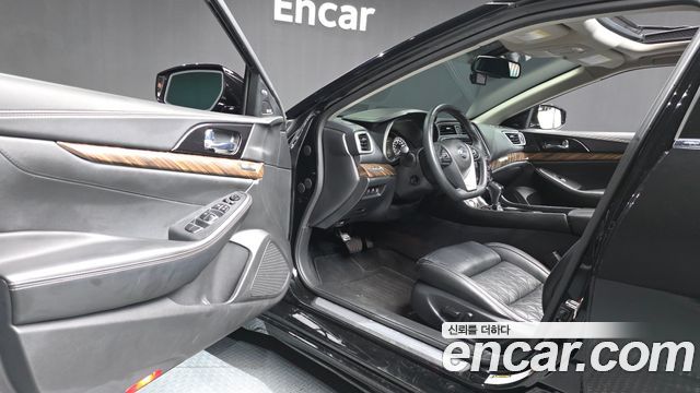 Nissan Maxima 2018 — photo 13