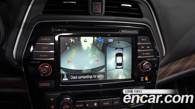 Nissan Maxima 2018 — photo 22