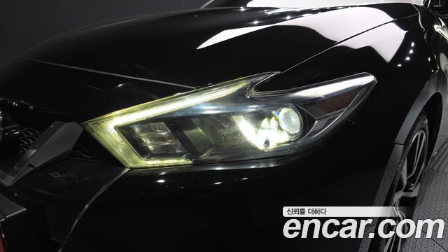 Nissan Maxima 2018 — photo 8