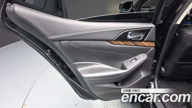 Nissan Maxima 2018 — photo 15