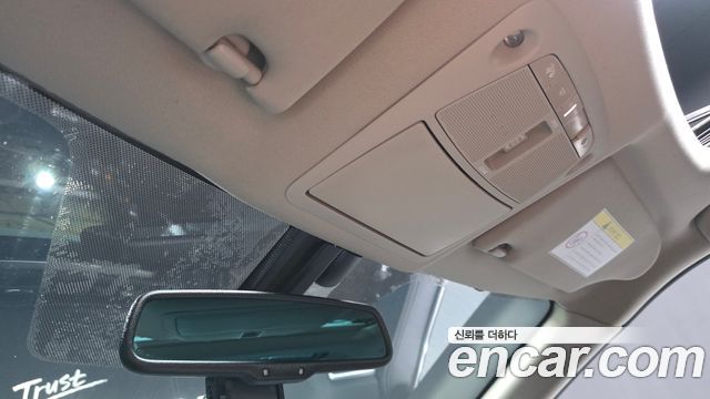 Nissan Maxima 2018 — photo 31