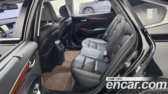 Kia K7 2016 — photo 17