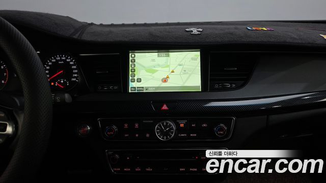 Kia K7 2016 — photo 19