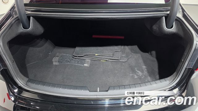 Kia K7 2016 — photo 24