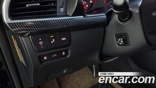 Kia K7 2016 — photo 28